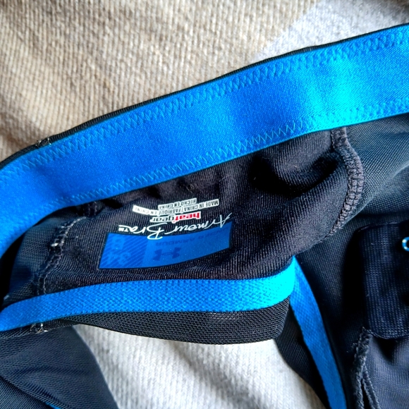 CROP SPORTS BRA - Picture 1 of 2